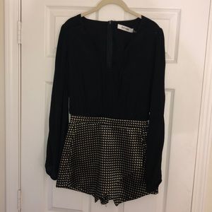 Adorable Do + Be Romper size Medium